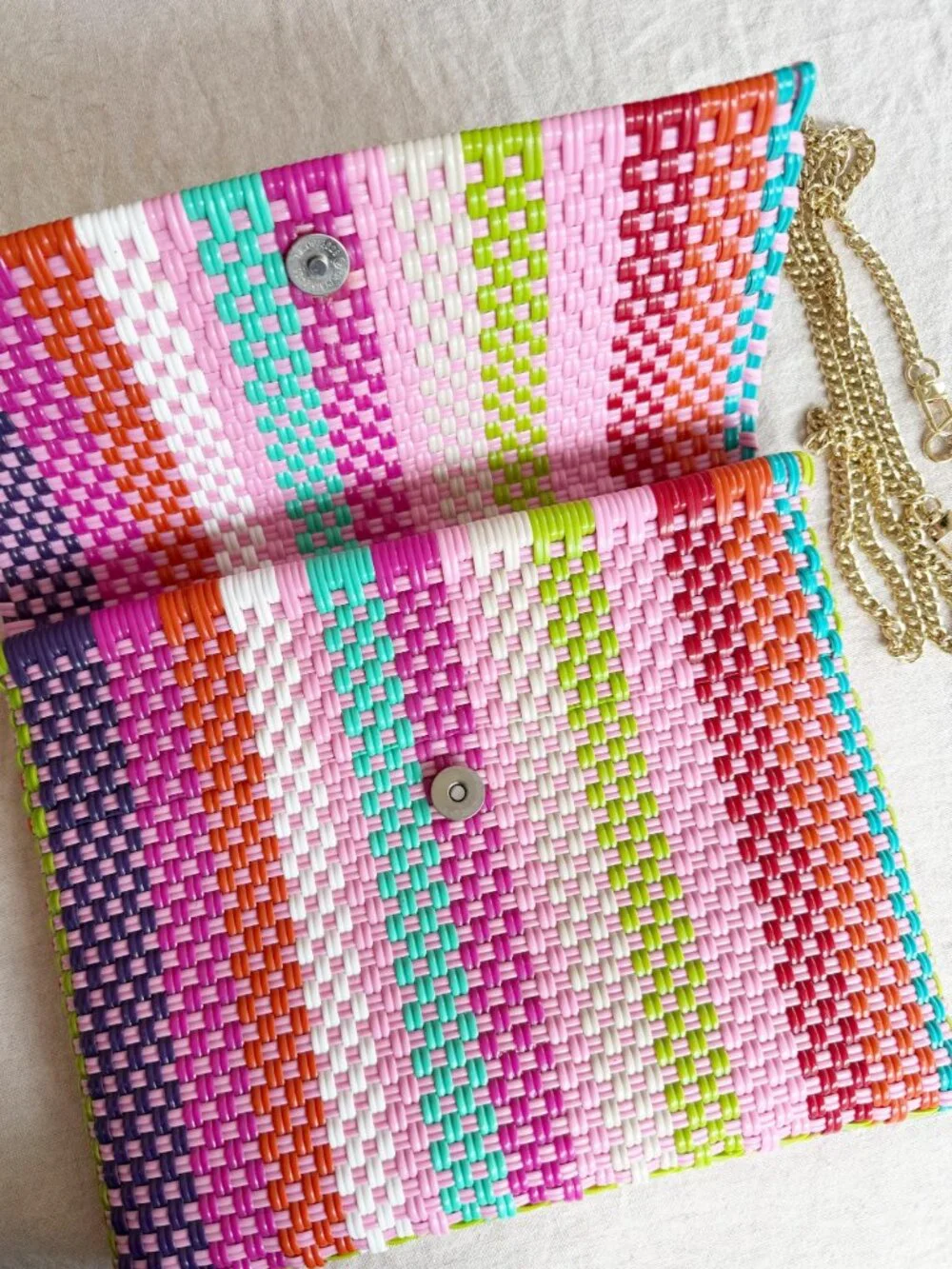 Squeeze de Citron Colorful Envelope-Style Clutch